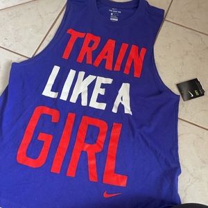 Nike workout top. Tag still on